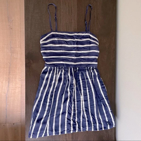 A&F Sleeveless A-line Navy Blue & White Striped Dress with Adjustable Straps - Picture 1 of 5